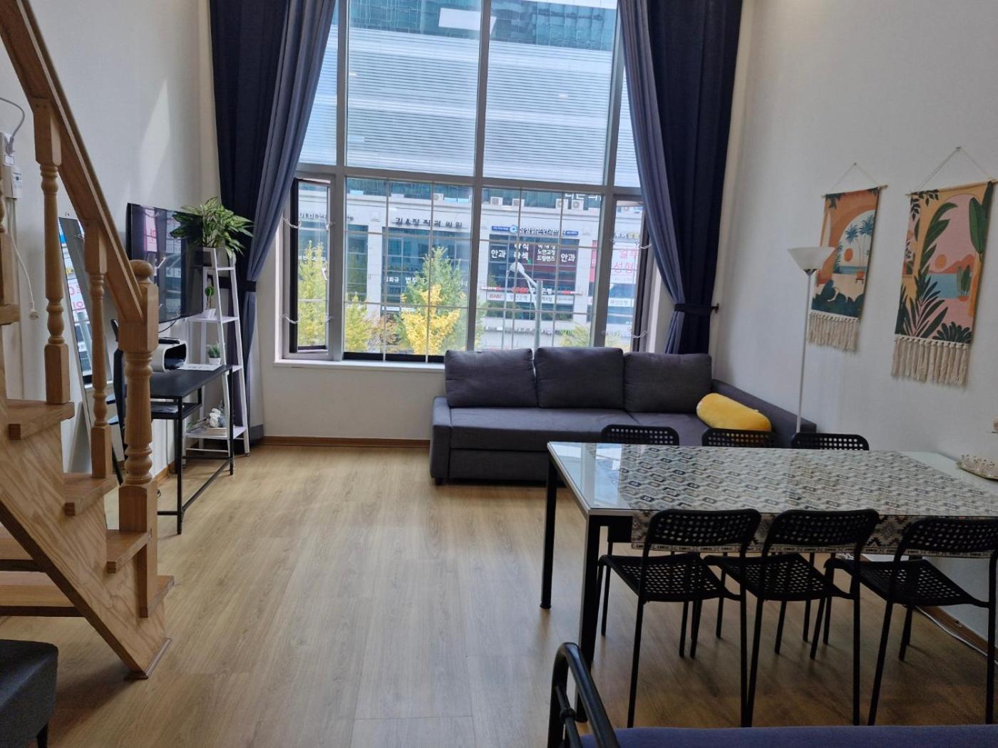 Hongdae Residence - 1Min From Hongik Uni Station Exit #1 Seul Esterno foto